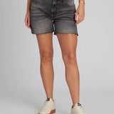 SUPERDRY DENIM SHORTS - VINTAGE MID RISE CUT OFF SHORT / WOLCOTT BLACK STONE