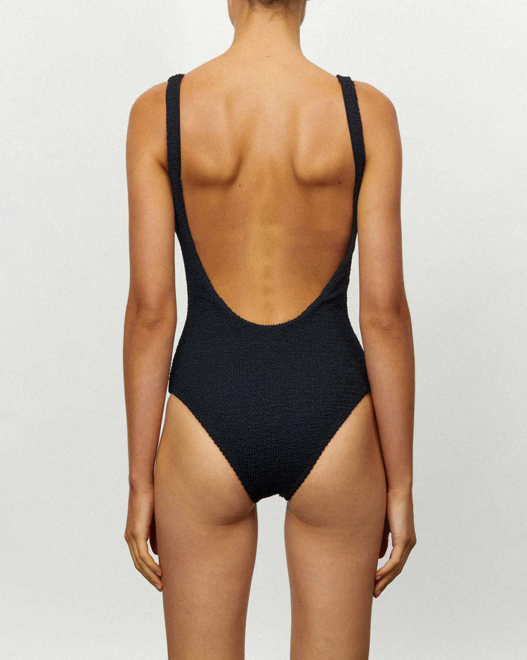 ITS NOW COOL ONE PIECE - THE BACKLESS ONE PIECE / CRIMPED BLACK